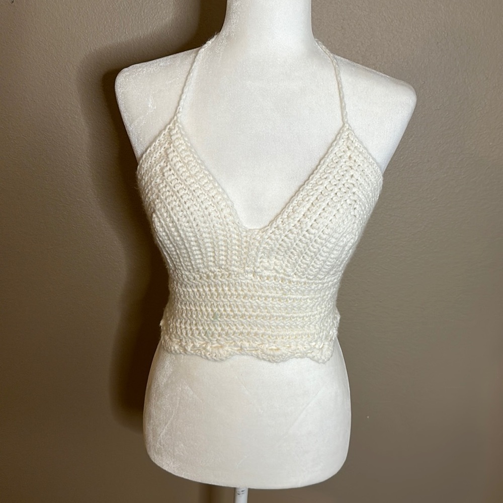 HAND CRAFTED Cropped Top Crochet Festival Top - Picture 2 of 4